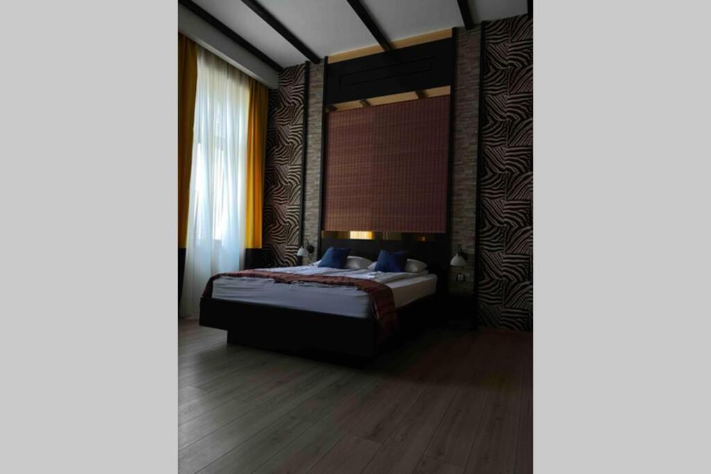 Safari Royal Apartment Nagyvárad Kültér fotó